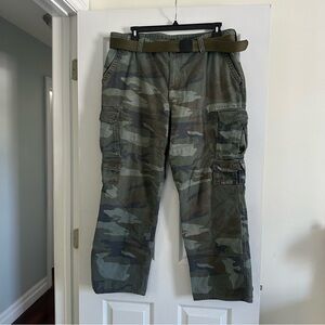 Size 40 RedHead The Original Trailhead Cargo Camo Pants with Belt